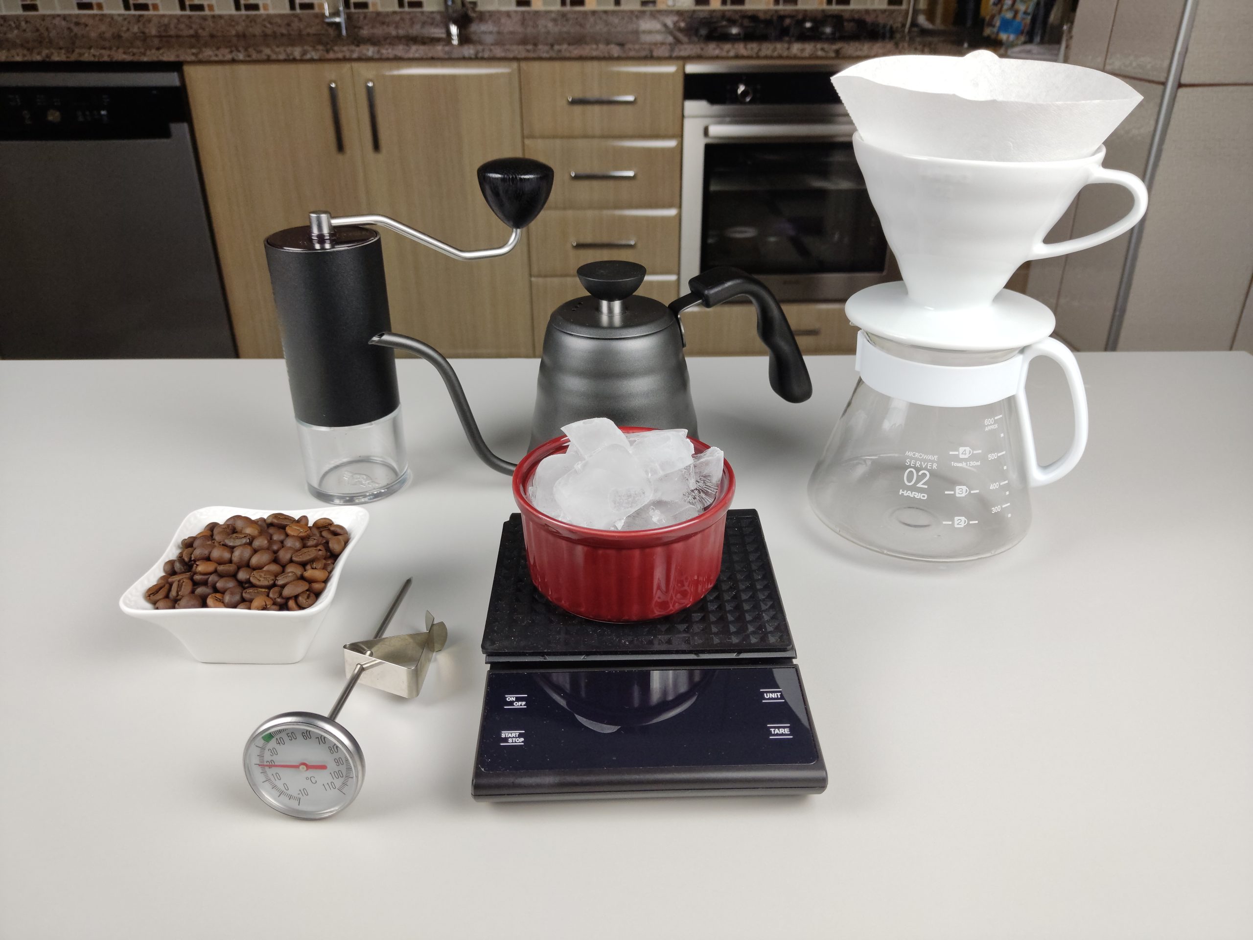 Necessary equipment for brewing japanese iced coffee