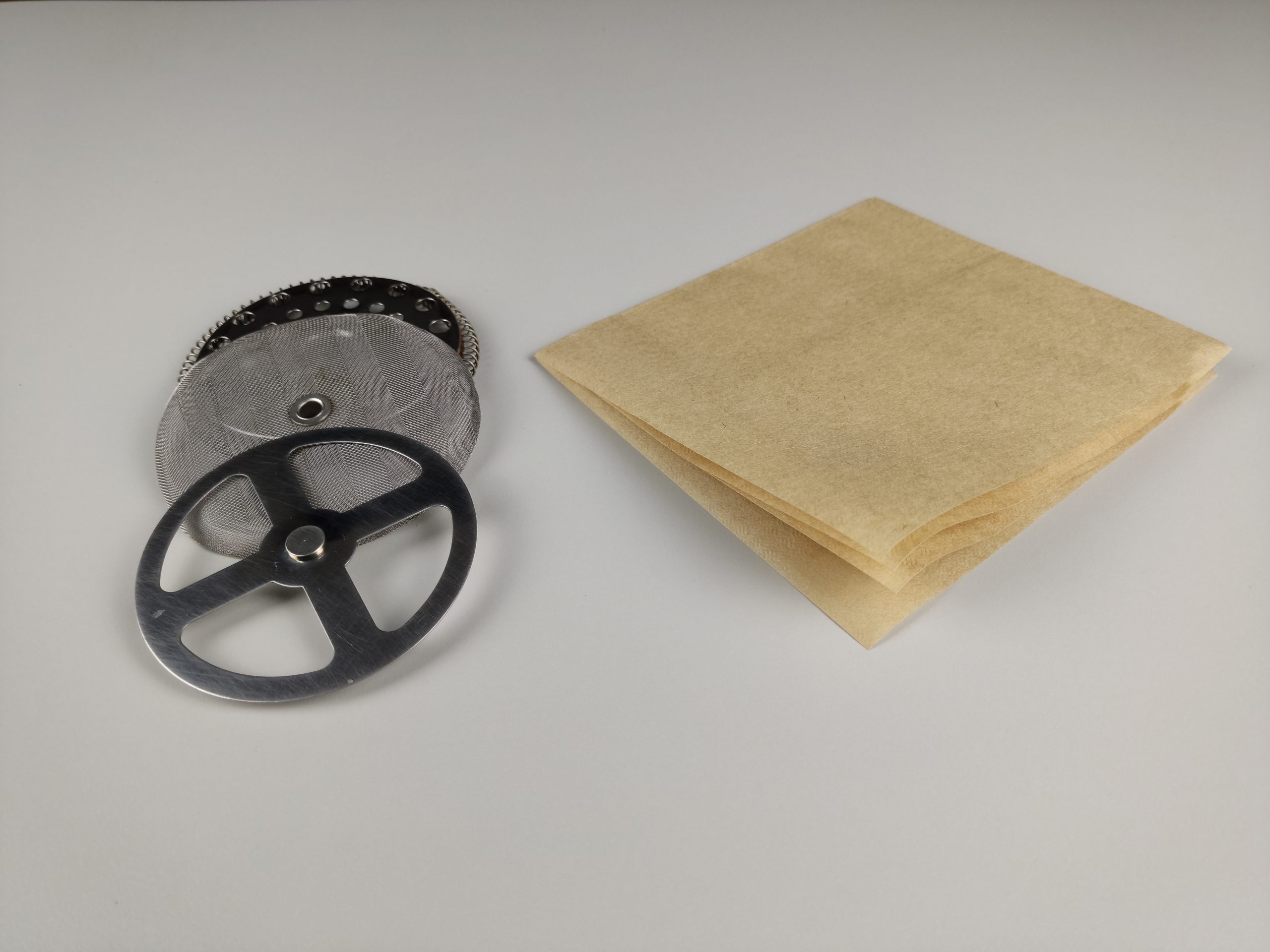 chemex paper filter and french press metal mesh