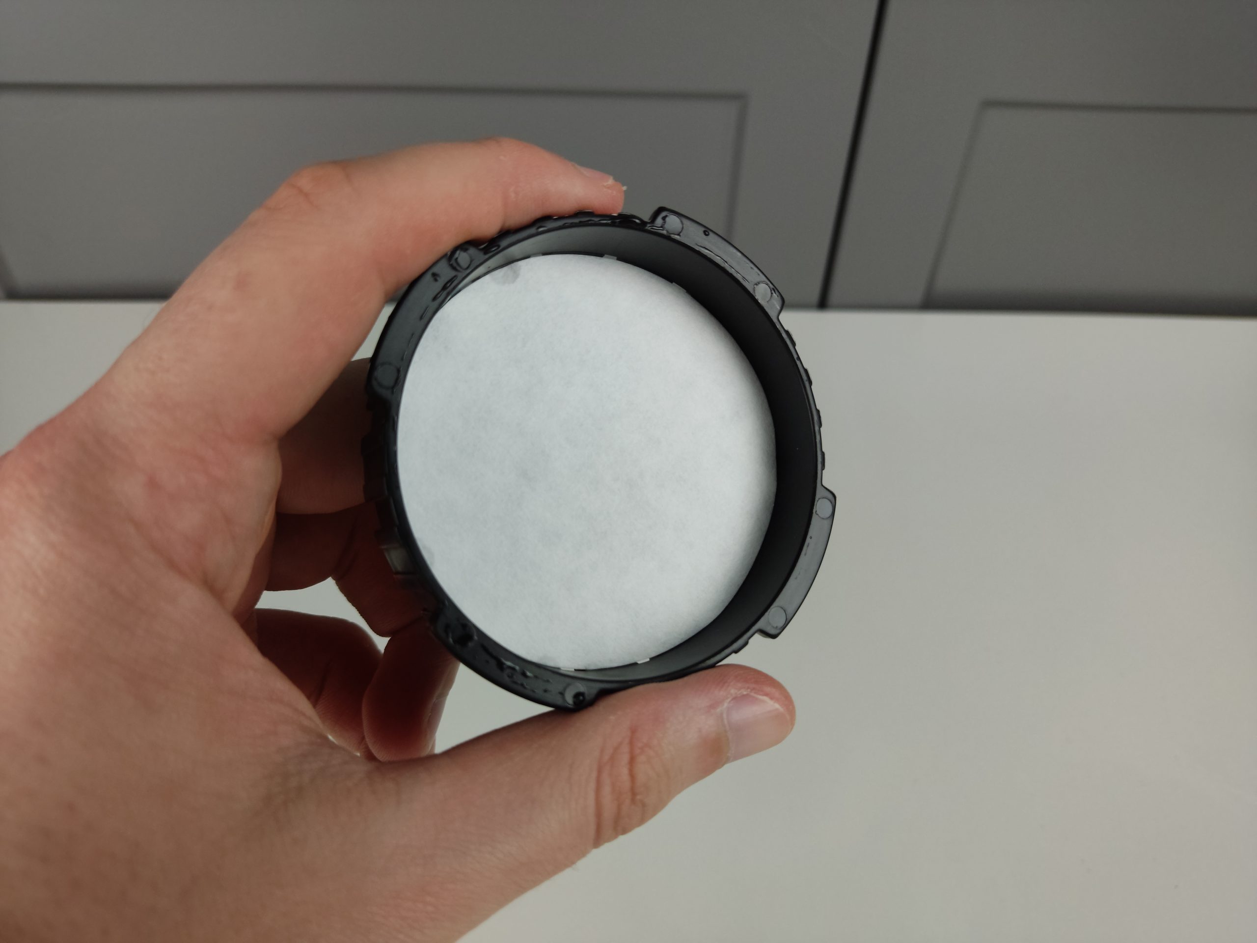 how to place aeropress paper filter
